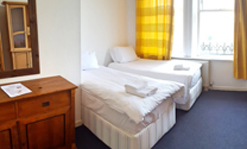 Twin Room | Guest House Liverpool